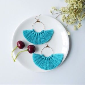✨ MAKE OFFER ✨ TURQUOISE TASSEL HOOP EARRINGS